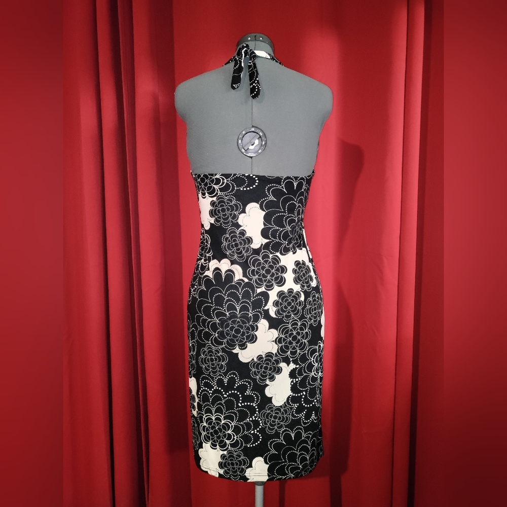 Mossimo halter dress - Picture 2 of 4